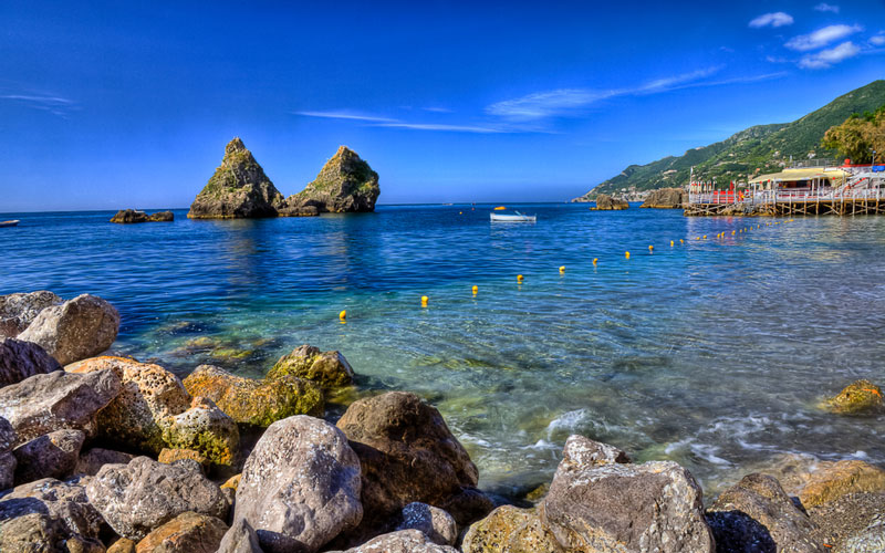 QUI DOVE IL MARE LUCCICA
